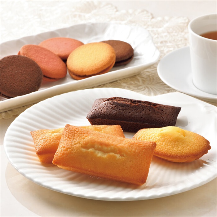 神戸北野ホテル」焼菓子アソートギフト｜ミニストップオンライン